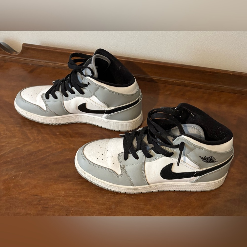 Nike kids Black, Gray, and White Sneakers